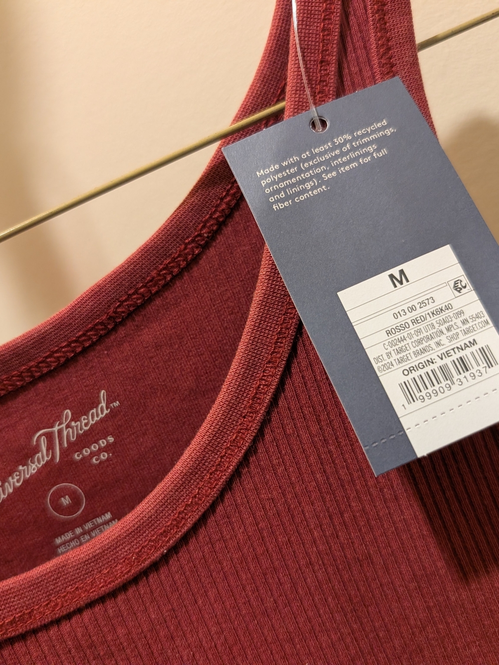 Universal Thread Women's Iconic Scoop Neck Tank Top in the color Rosso Red.